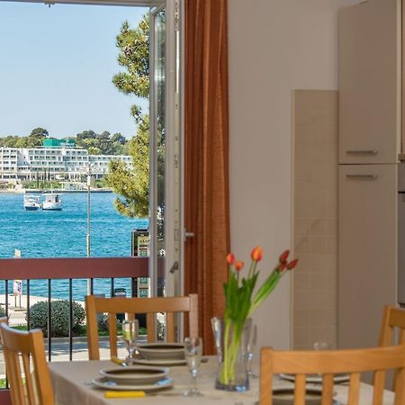 Apartment Riva Porec Esterno foto
